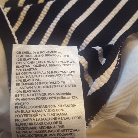 🩱H&M Bathing suit🩱 - Picture 4 of 7